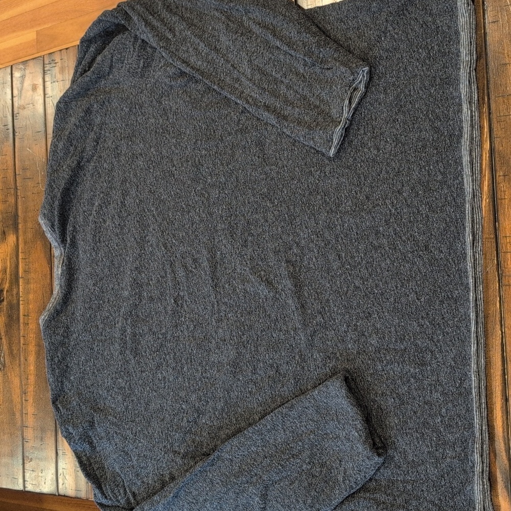 Faherty Reversible Crew Long Sleeve - image 6